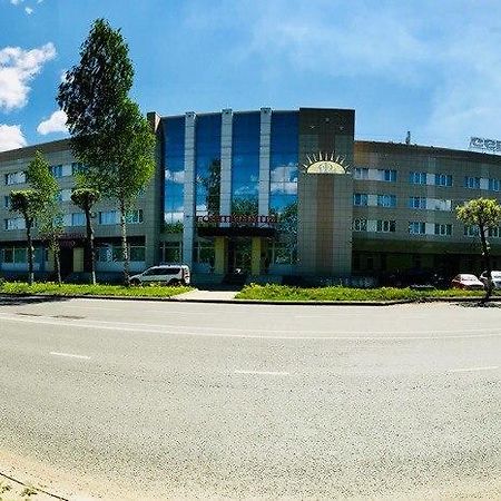 Severnye Zori Hotel Cherepovets Esterno foto